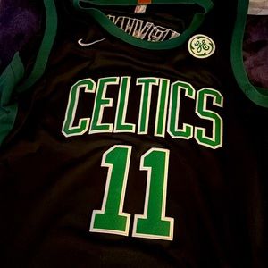 Kyrie Irving Celtics Jersey XL